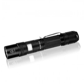 Fenix UC35 Flashlight (960 Lumens)